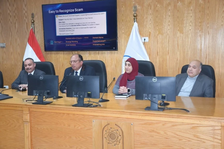 التوعية بالأمن السيبراني ”نصائح لحماية نفسك وبياناتك” دورة تدريبية مميزة بجامعة العاصمة