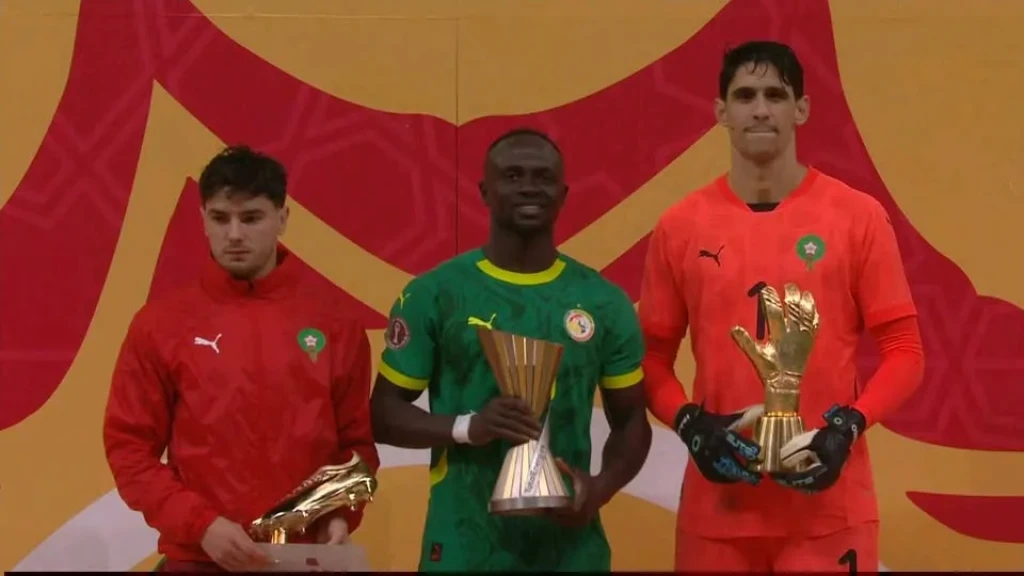 دياز ينال جائزة أفضل هداف في كأس أفريقيا وياسين بونو أفضل حارس في البطولة