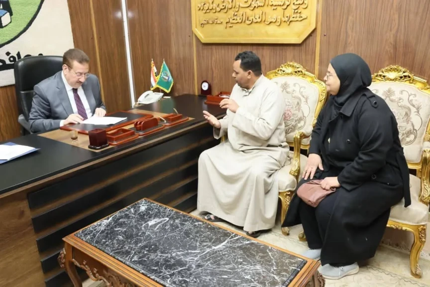 محافظ المنوفية يواصل سلسلة لقاءاته بالمواطنين