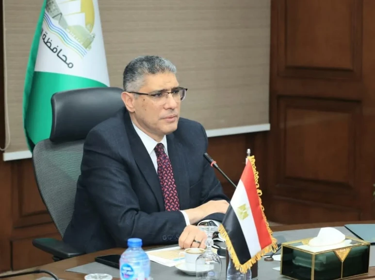 محافظ الجيزة يبحث موقف المرافق ودعم البنية التحتية بالمنطقة الصناعية بأبو رواش