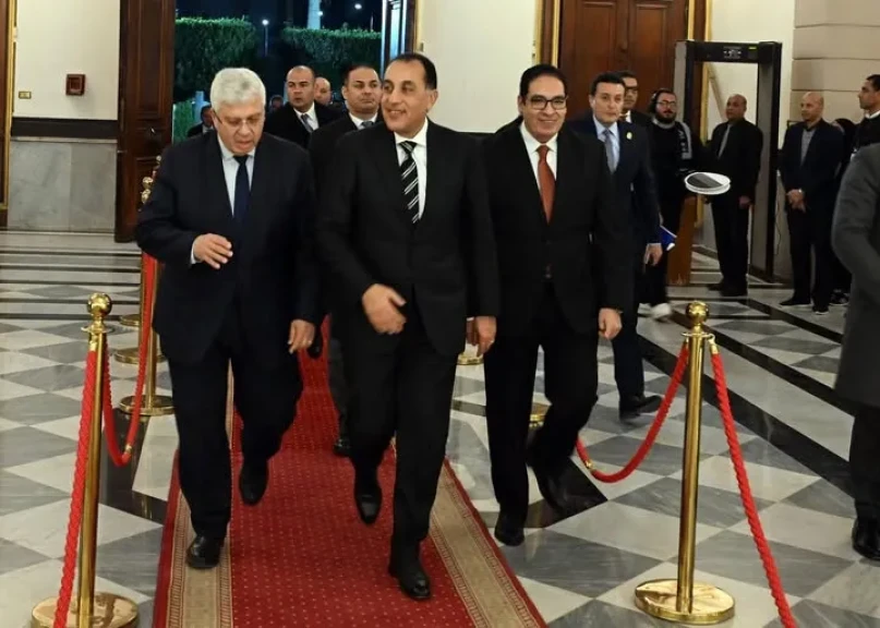 رئيس الوزراء يشهد احتفالية إطلاق المبادرة الوطنية لدعم الطلاب المتفوقين بالجامعات المصرية ”منحة علماء المستقبل”