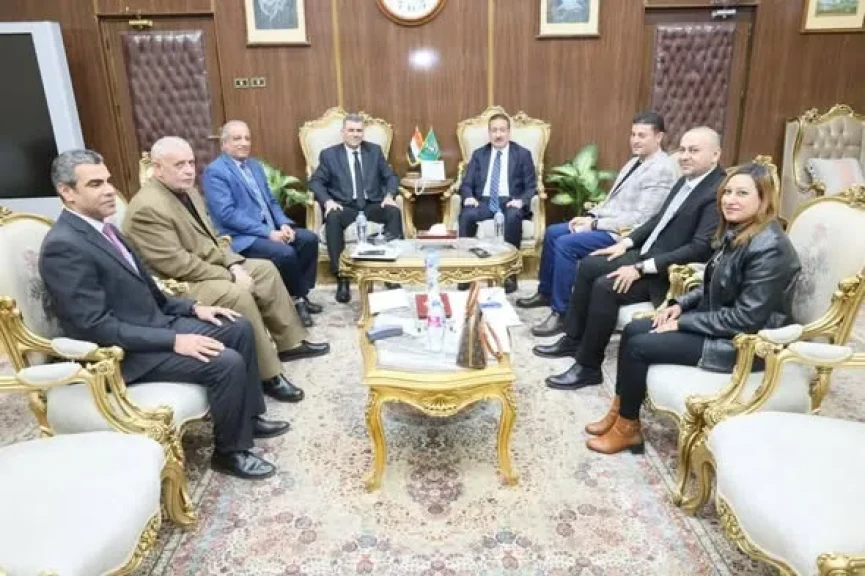 محافظ المنوفية يلتقى وفد الهيئة القومية للتأمين الاجتماعي