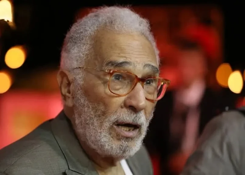 ”الضرائب” : رفع الحجز عن حسابات الفنان عبد الرحمن أبو زهرة