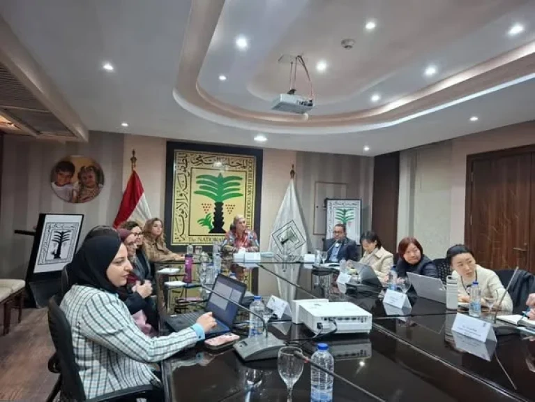 رئيسة المجلس القومي للطفولة والأمومة تستقبل وفدًا من بعثة الوكالة الكورية للتعاون الدولي (كويكا) لبحث سبل التعاون في دعم وتمكين الفتيات