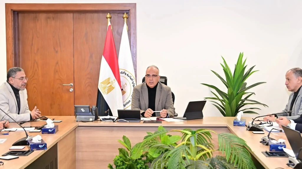 وزير الري يتابع جهود المركز القومي لبحوث المياه