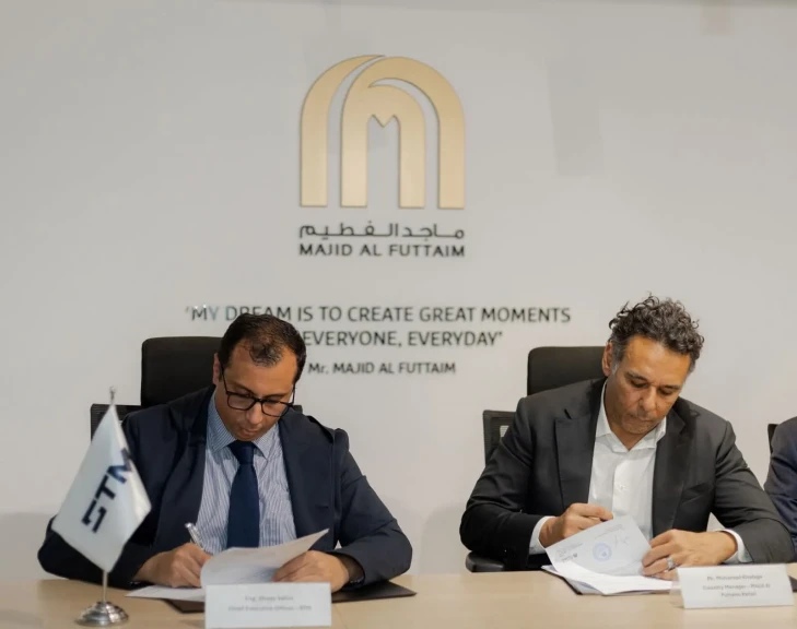 شراكة استراتيجية بين STM وشركة ماجد الفطيم للتوسع بمتاجر كارفور وسوبيكو داخل مشروعات شركة STM