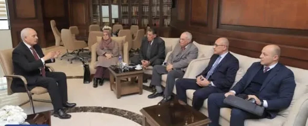 بدء الدراسة بكليتي الصيدلة وتكنولوجيا العلوم الصحية بجامعة الريادة اعتبارًا من التيرم الثاني 2025/2026