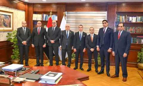 النائب العام يستقبل رئيس الاستئناف لنيابة استئناف الإسكندرية لعرض الكشوف ربع السنوية بدائرة نيابته