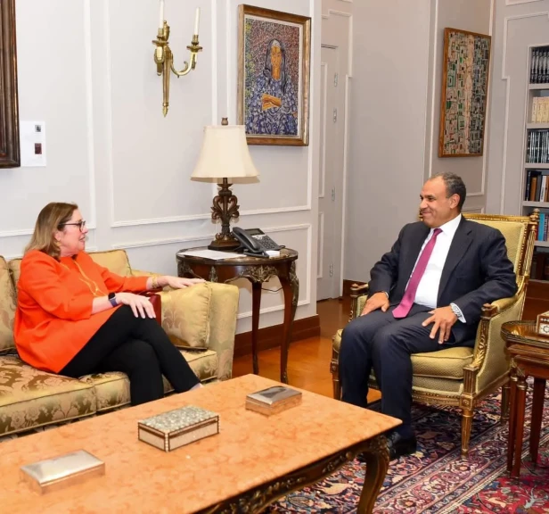 وزير الخارجية يستقبل المديرة العامة للقوة متعددة الجنسيات في سيناء