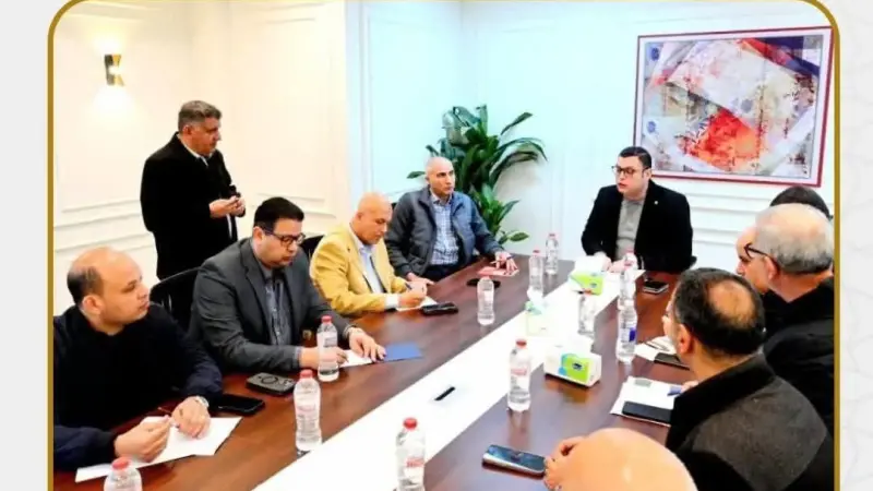 وزير الإسكان يعقد اجتماعا بمقر جهاز مدينة حدائق أكتوبر