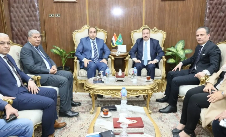 محافظ المنوفية يلتقي وفد مجلس أمناء مدينة السادات