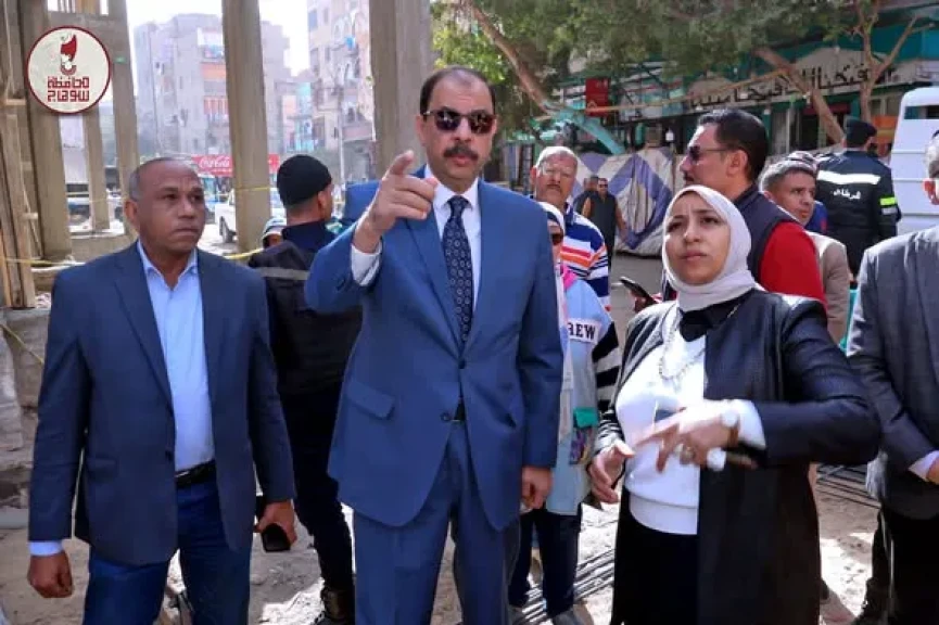 محافظ سوهاج يتفقد مشروع إنشاء المجمع السكني بأرض المشتل بحي غرب بنسبة تنفيذ 40%