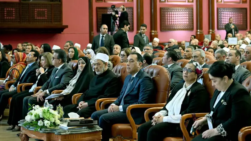 رئيس الوزراء يشهد انطلاق فعاليات مؤتمر ”استثمار الخطاب الديني والإعلامي وأثره على حماية وتعزيز حقوق المرأة في دول منظمة التعاون الإسلامي”