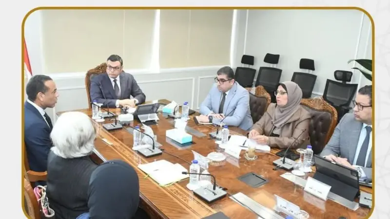 وزير الإسكان يلتقي مدير مكتب الهابيتات في مصر