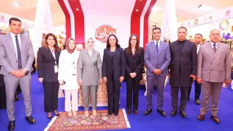 وزيرة التضامن الاجتماعي ووزيرة الأسرة والخدمات الاجتماعية التركية تتفقدان معرض ”ديارنا للحرف اليدوية والتراثية”