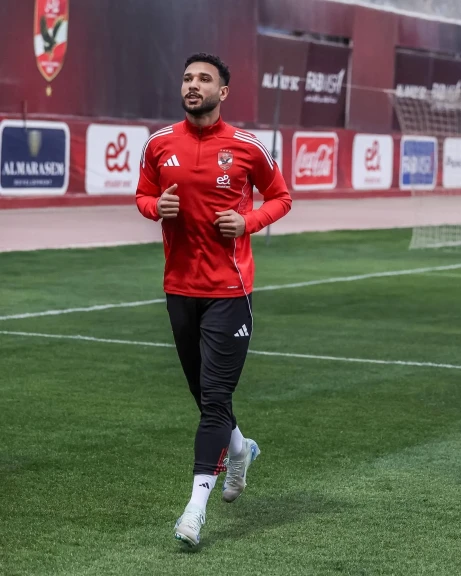 رياض وكامويش يشاركان في التدريبات الجماعية للنادي الأهلي