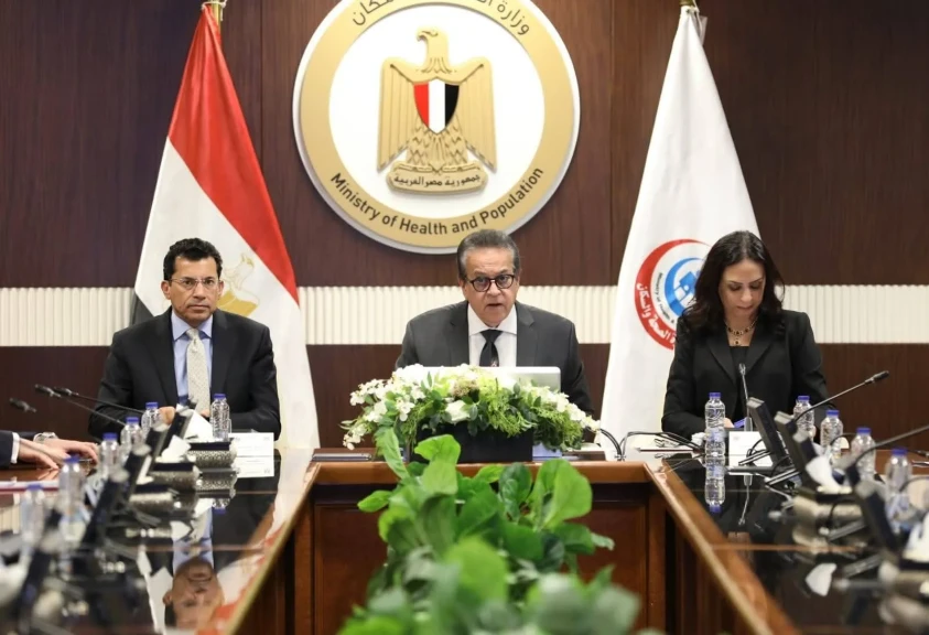 وزير الصحة يترأس اجتماع اللجنة التنسيقية المعنية باستقبال الجرحى والمصابين الوافدين من قطاع غزة