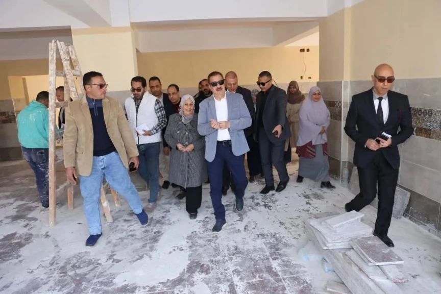 محافظ المنوفية يتفقد مدرسة مصر المتكاملة للغات الجديدة بحي غرب