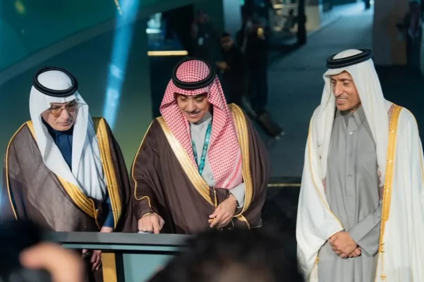 وزير الإعلام السعودي يفتتح أعمال المنتدى السعودي للإعلام بمشاركة مصرية