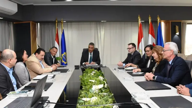 محافظ أسوان يترأس الإجتماع التنسيقى لمتابعة مشروع تعزيز الزراعة الذكية مناخياً