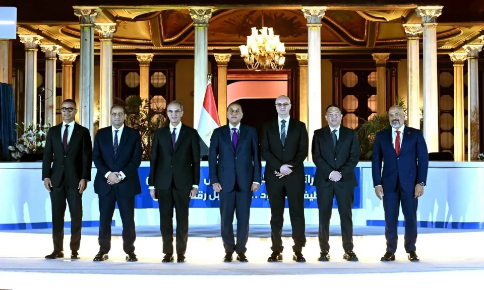 بحضور رئيس مجلس الوزراء.. توقيع أكبر صفقة ترددات بقطاع الاتصالات فى مصر منذ نشأته