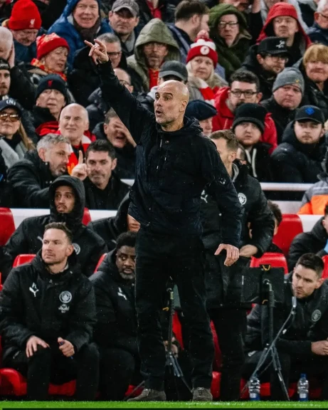 مانشستر سيتى يقلب الطاولة ويفوز على ليفربول بثنائية بالدورى الانجليزي الممتاز