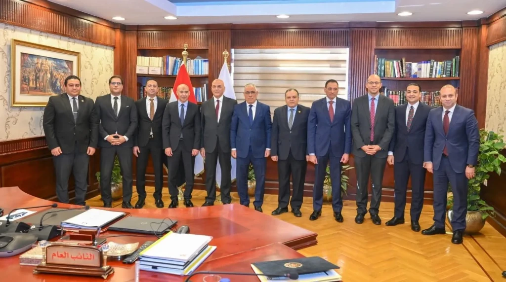 النائب العام يستقبل رئيس الاستئناف لنيابة استئناف القاهرة لعرض الكشوف ربع السنوية بدائرة نيابته