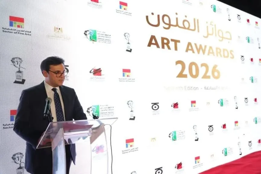 وزير الثقافة يشارك في تكريم الفائزين بجوائز مؤسسة فاروق حسني للفنون