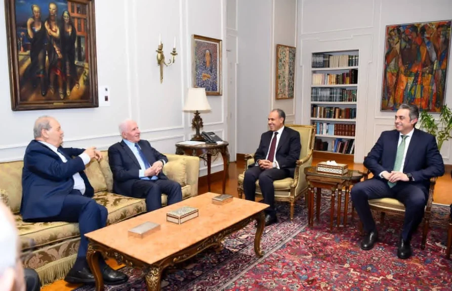 وزير الخارجية يستقبل رئيس المجلس الوطني الفلسطيني وأمين سر منظمة التحرير الفلسطينية