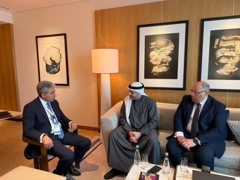 وزير السياحة والآثار يعقد اجتماعاً مع الرئيس التنفيذي لمجموعة بودي التجارية Boodaicorp