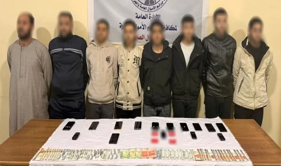 الداخلية: ضبط عدد من الأشخاص لقيامهم بالنصب والاستيلاء علي بطاقات البنكية للمواطنين