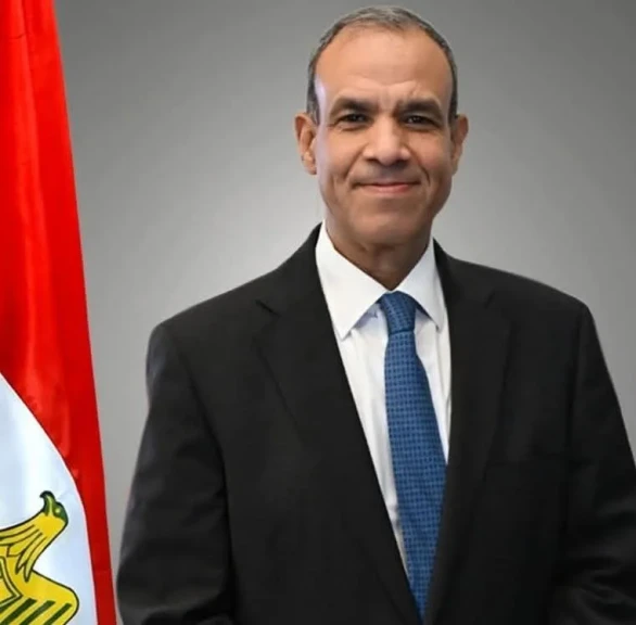 وزير الخارجية ينقل تحيات الرئيس السيسي إلى قادة أفارقة ومسؤولين دوليين على هامش القمة الإفريقية