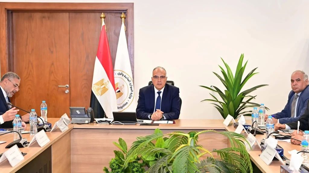 وزير الري يعقد الإجتماع الدورى للجنة الدائمة لتنظيم إيراد نهر النيل