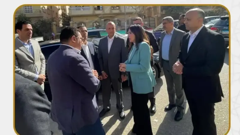 وزيرة الإسكان تقوم بجولة مفاجئة بمدينة القاهرة الجديدة