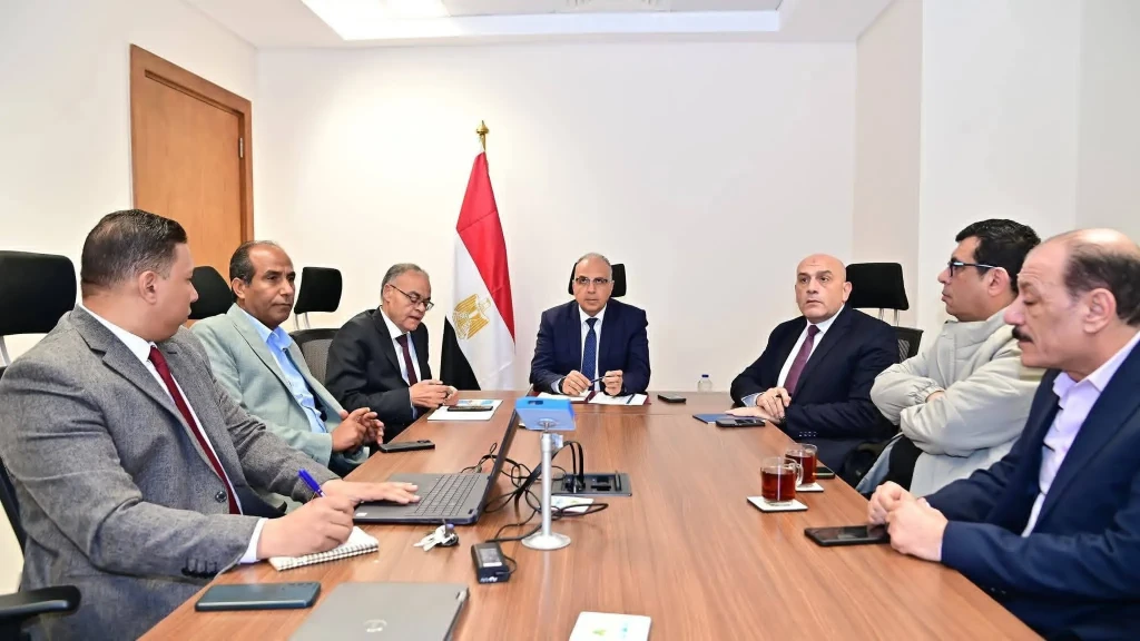 وزير الري يبحث مقترح التعاون مع الشركات الألمانية فى مجال صناعة وتوطين صناديق التروس