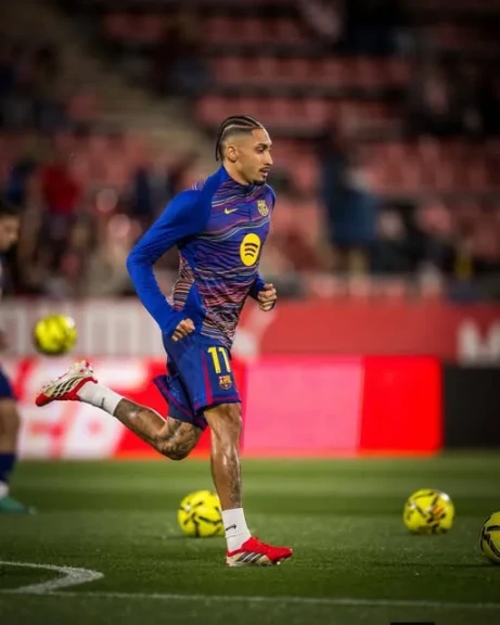 جيرونا يفوز على برشلونة بثنائية بالدورى الإسباني