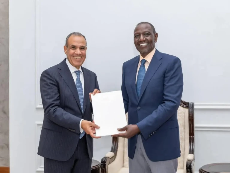 وزير الخارجية يسلم رسالة خطية من الرئيس السيسي لنظيره الكيني