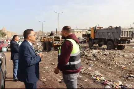 محافظ القليوبية يُجري جولة بحي شرق شبرا الخيمة لمتابعة أعمال النظافة والانضباط الإداري