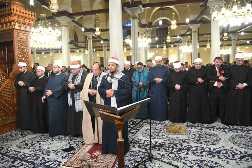 نجوم «دولة التلاوة» يحيون أولى ليالي رمضان بالمساجد الكبرى في أجواء إيمانية مهيبة