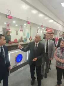 وزير العمل يوجّه بسرعة إعداد تطبيق إلكتروني لحجز مواعيد توثيق عقود العمل بالخارج.