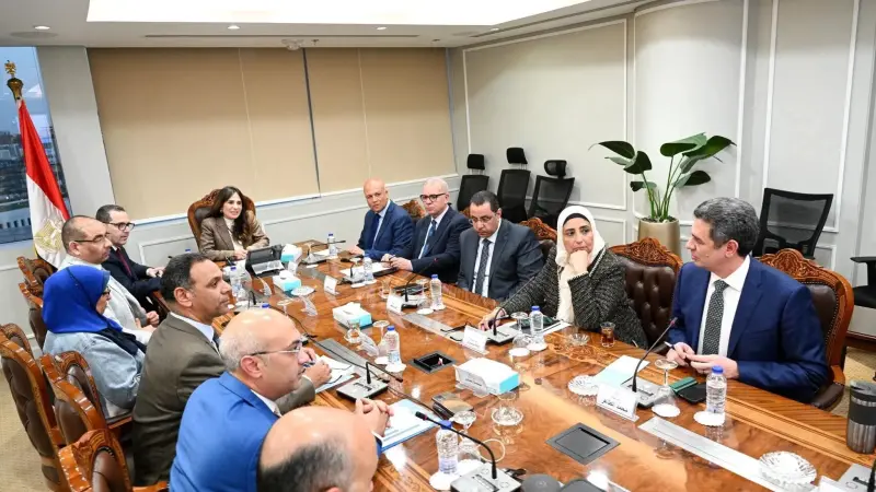 وزيرة الإسكان تلتقي الرئيس التنفيذي للشركة السعودية المصرية للتعمير