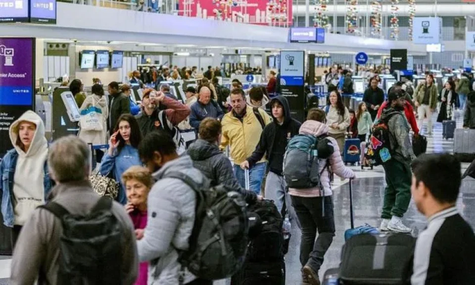 قلق بين خطوط الطيران الأمريكية إثر تعليق برامج تسهيل الدخول بسبب الإغلاق