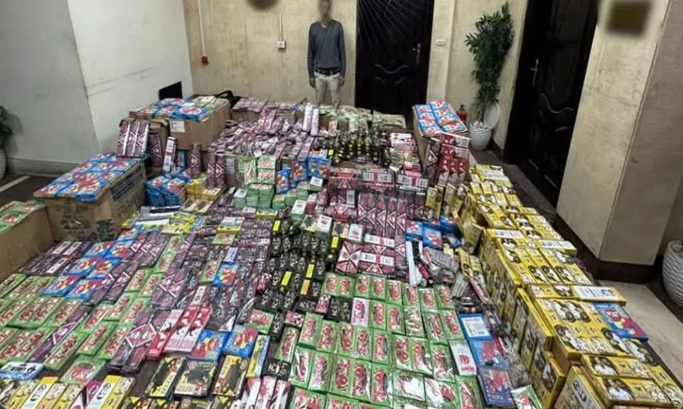 الداخلية:ضبط أحد الأشخاص بحوزته 2 مليون قطعة ألعاب نارية مختلفة بالقاهرة