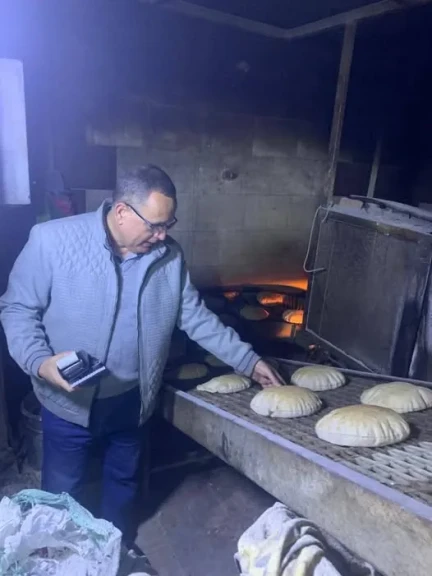 ضبط 1128 شيكارة دقيق مدعم، وتحرير 263 مخالفة بالدقهلية