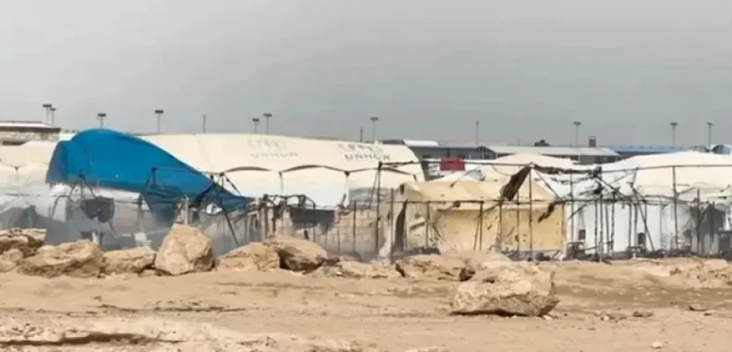 الداخلية السورية: فرار جماعى من مخيم الهول بعد انسحاب قسد