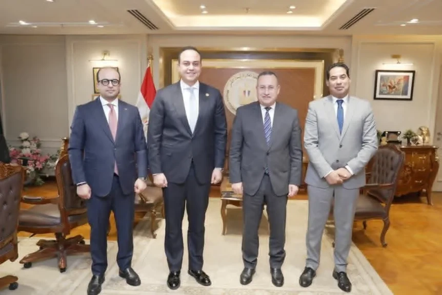 وزير التعليم العالي يستقبل رئيس هيئة الرعاية الصحية