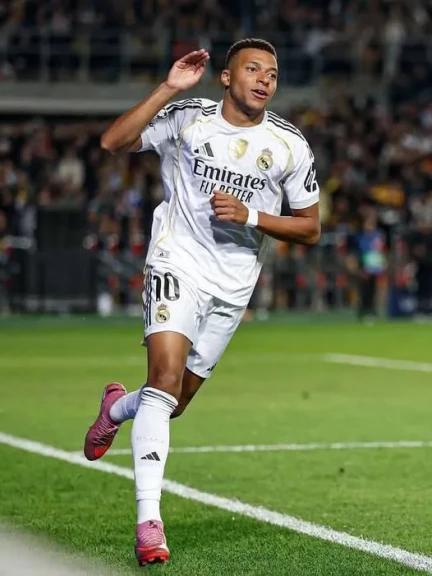 ريال مدريد يكشف موقف امبابي من المشاركه أمام مانشستر سيتي