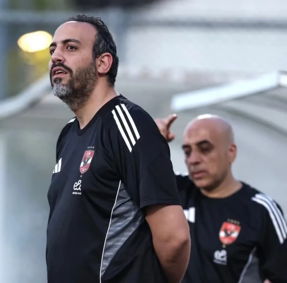 طبيب الأهلي يوضح سبب غياب شكري عن مران اليوم