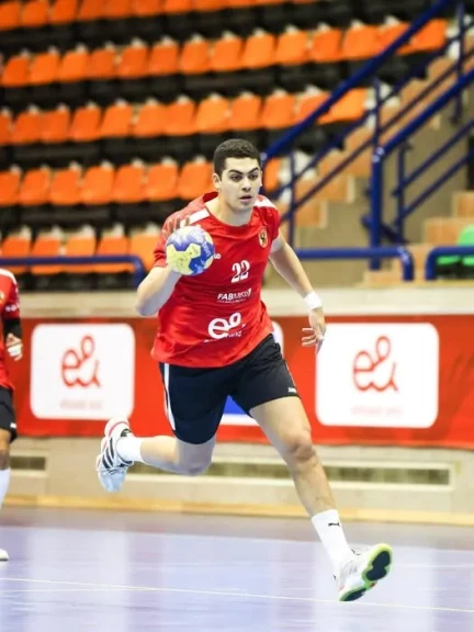 «رجال يد الأهلي» يفوز على سموحة في الدوري