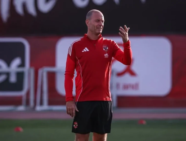 توروب يعلن قائمة الأهلي لمباراة زد بدوري نايل